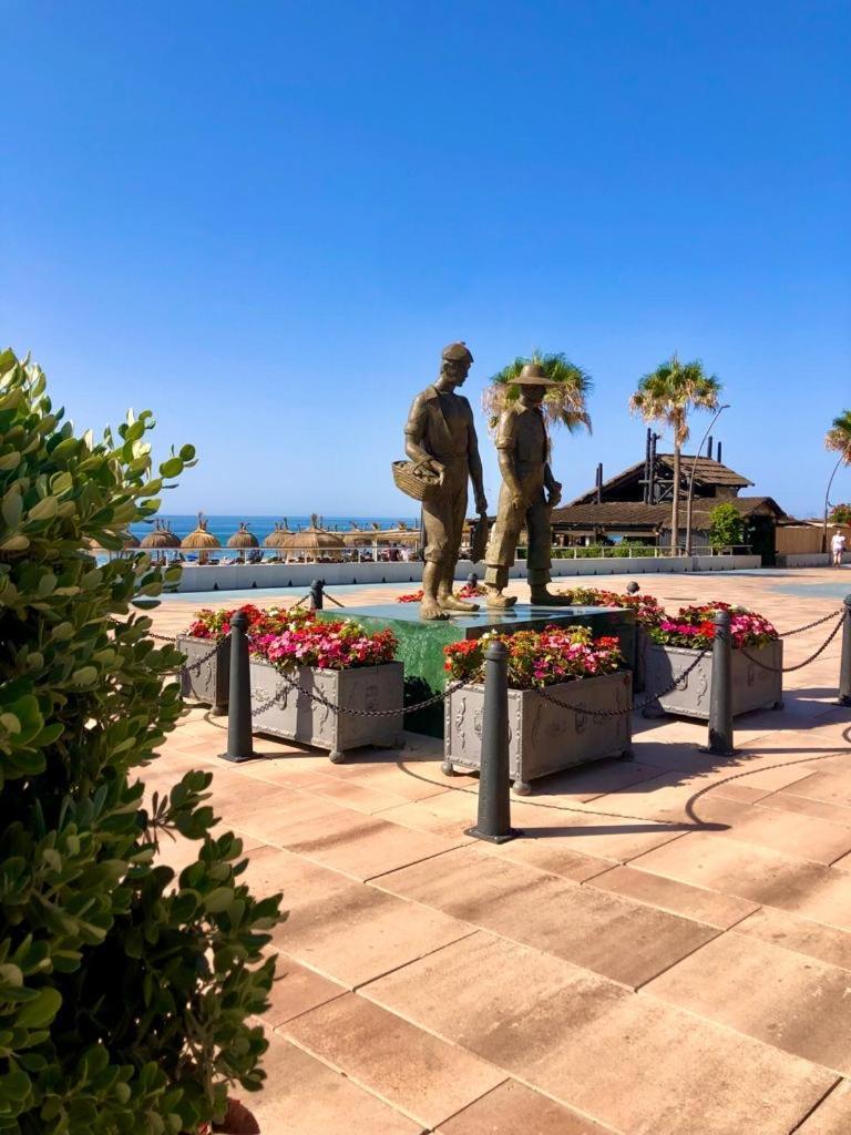 La Rada Beach Estepona Centro المظهر الخارجي الصورة